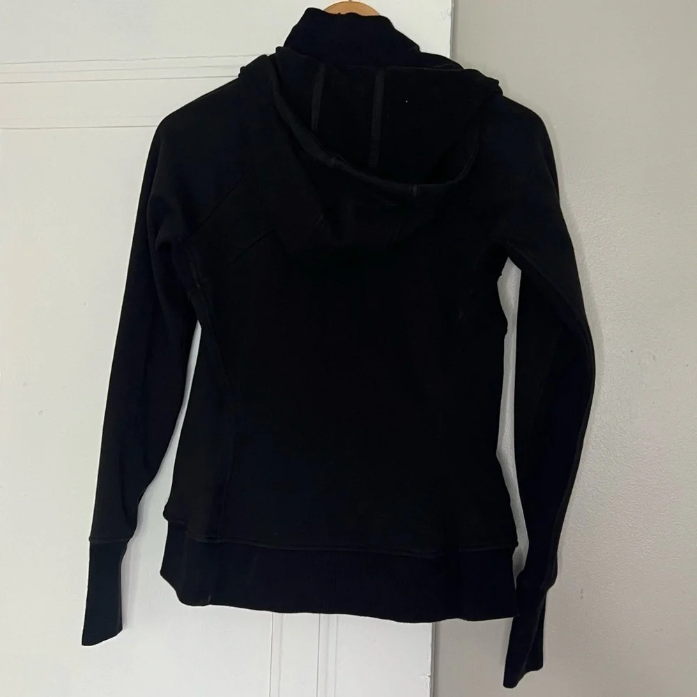 Athleta triumph hoodie